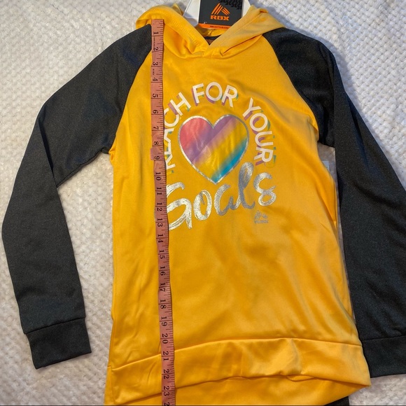 NWT - Girls RBX Sweatshirt & Leggings - Yellow Matching Outfit w/ Rainbow Heart - Picture 12 of 16